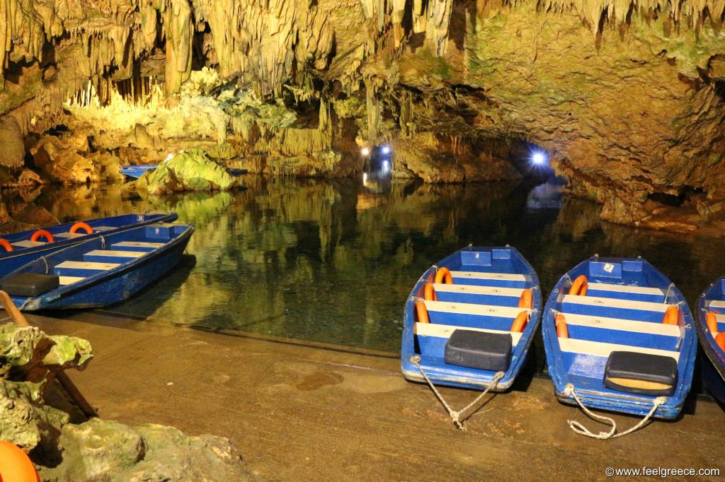 The cave entrance with boats waiting to carry passengers