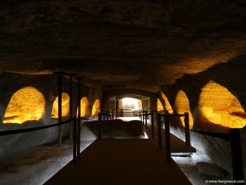 Les Catacombes de Milos