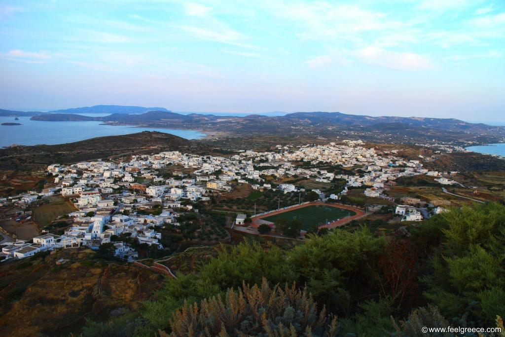View of the Triovasalos (upper) and Pera Triovasalos (lower) villages from Plaka castro