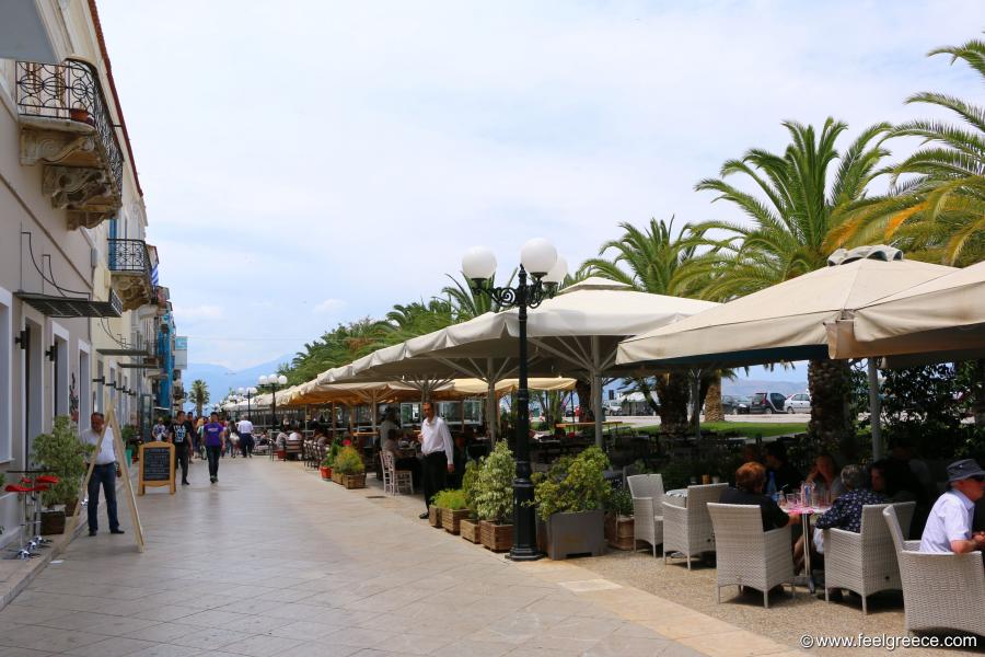 Cafes at the promenade