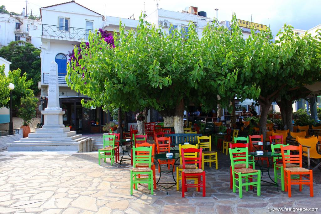 Agios Kyrikos square