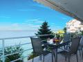 Kiveri Luxurious Seaside Apartment